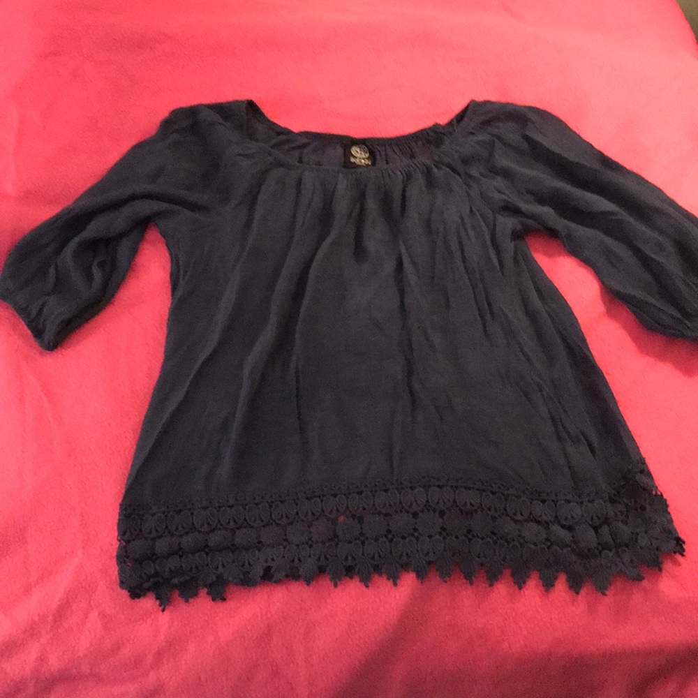 Bobeau Navy Blue 3/4 Length Lace Accent  Blouse